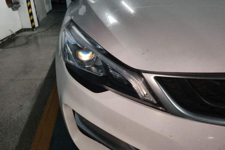 Used Geely Auto Emgrand GS 2018 Sport Edition 1.4T Manual LingShang Model Right Front Headlight