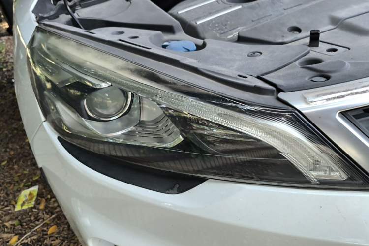 Used Geely Auto Emgrand GS 2018 Lingchao Edition 1.4T Automatic LingShang Smart Connectivity Model Right Front Headlight