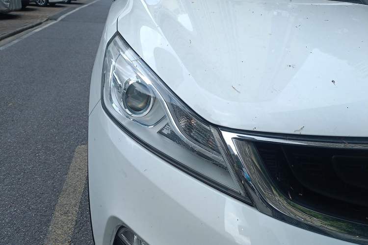 Used Geely Auto Emgrand GS 2018 Elegant Edition 1.8L Automatic LingShang Model Right Front Headlight