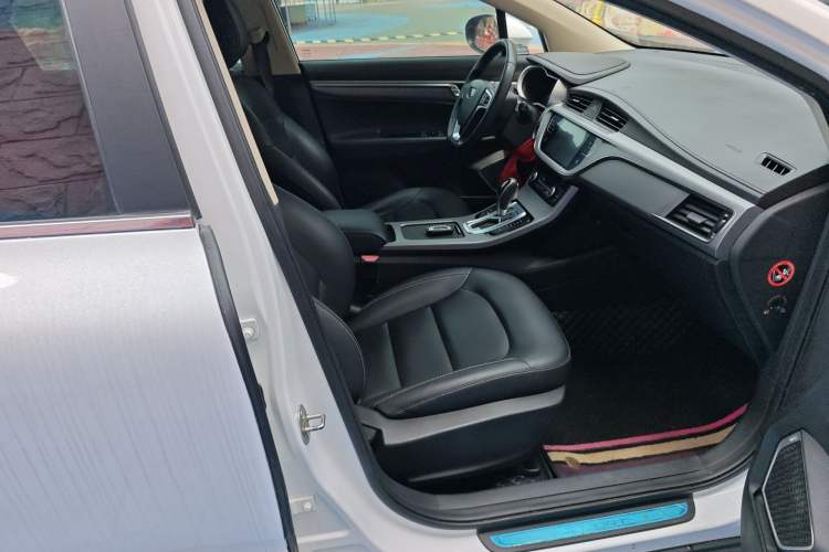 Used Geely Auto Emgrand GS 2018 Lingchao Edition 1.4T Automatic LingShang Smart Connectivity Model Right Front Seat