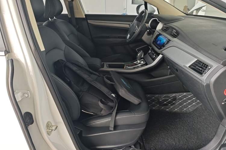 Used Geely Auto Emgrand GS 2018 Sport Edition 1.8L Automatic LingShang Model Right Front Seat