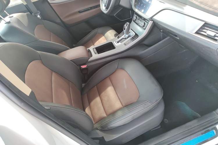 Used Geely Auto Emgrand GS 2018 Lingchao Edition 1.4T Automatic ZhenShang Smart Connectivity Model Right Front Seat