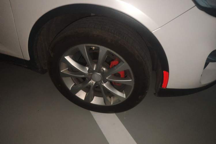 Used Geely Auto Emgrand GS 2018 Sport Edition 1.4T Automatic LingShang Model Right Front Wheel Hub