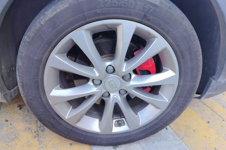 Used Geely Auto Emgrand GS 2018 Sport Edition 1.4T Automatic LingShang Model Right Front Wheel Hub