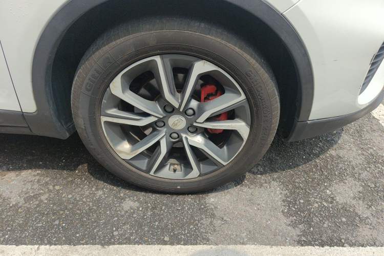Used Geely Auto Emgrand GS 2018 Lingchao Edition 1.4T Automatic LingShang Smart Connectivity Model Right Front Wheel Hub