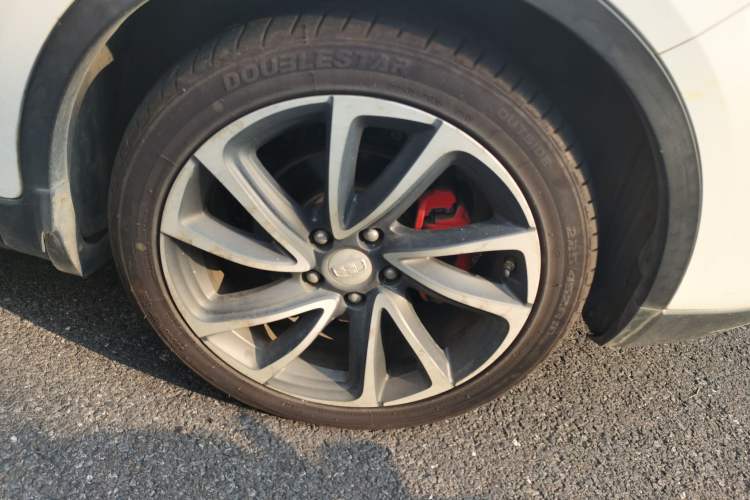 Used Geely Auto Emgrand GS 2018 Lingchao Edition 1.4T Automatic ZhenShang Smart Connectivity Model Right Front Wheel Hub