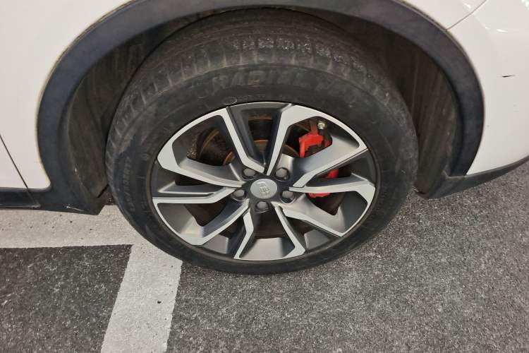 Used Geely Auto Emgrand GS 2018 Lingchao Edition 1.4T Automatic LingShang Smart Connectivity Model Right Front Wheel Hub