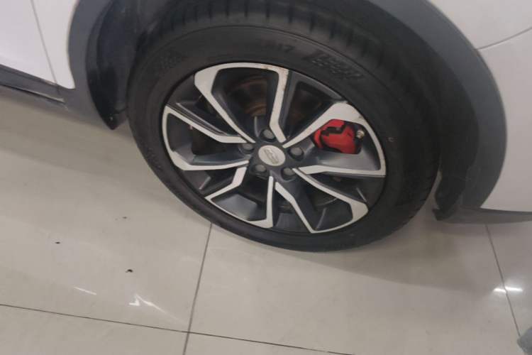 Used Geely Auto Emgrand GS 2018 Lingchao Edition 1.4T Automatic LingShang Smart Connectivity Model Right Front Wheel Hub