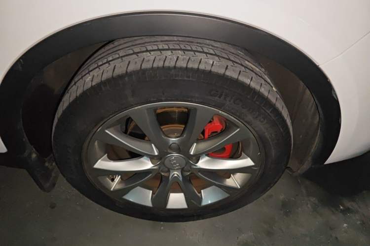 Used Geely Auto Emgrand GS 2018 Sport Edition 1.4T Automatic LingShang Model Right Front Wheel Hub