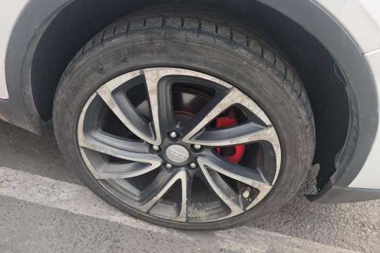 Used Geely Auto Emgrand GS 2018 Lingchao Edition 1.4T Automatic ZhenShang Smart Connectivity Model Right Front Wheel Hub