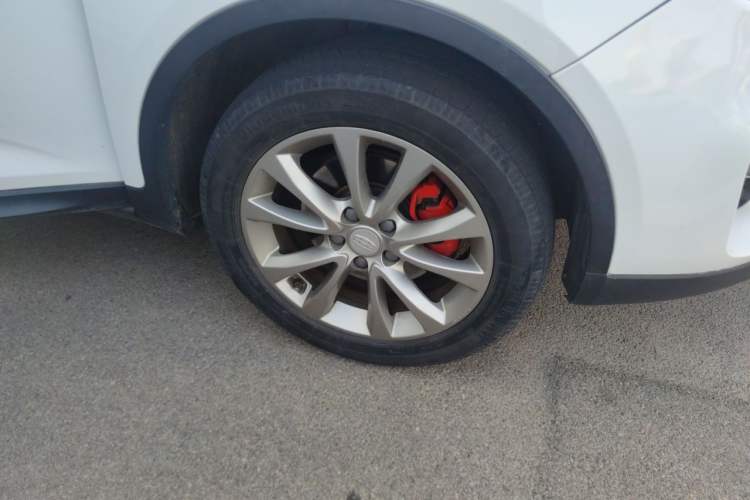 Used Geely Auto Emgrand GS 2018 Sport Edition 1.4T Automatic LingShang Model Right Front Wheel Hub