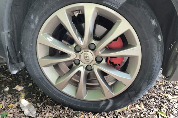 Used Geely Auto Emgrand GS 2018 Lingchao Edition 1.4T Automatic LingShang Smart Connectivity Model Right Front Wheel Hub