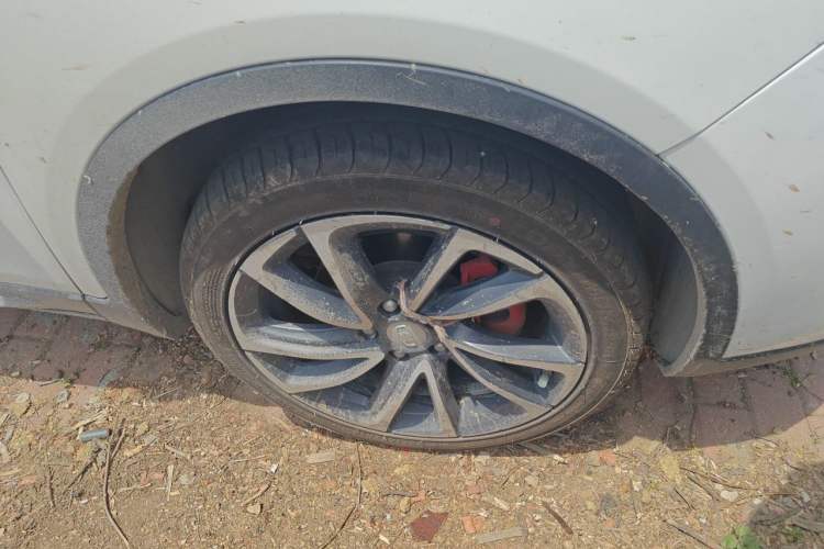 Used Geely Auto Emgrand GS 2018 Sport Edition 1.4T Automatic ZhenShang Model Right Front Wheel Hub