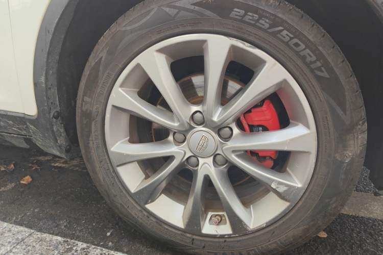 Used Geely Auto Emgrand GS 2018 Sport Edition 1.4T Automatic LingShang Model Right Front Wheel Hub