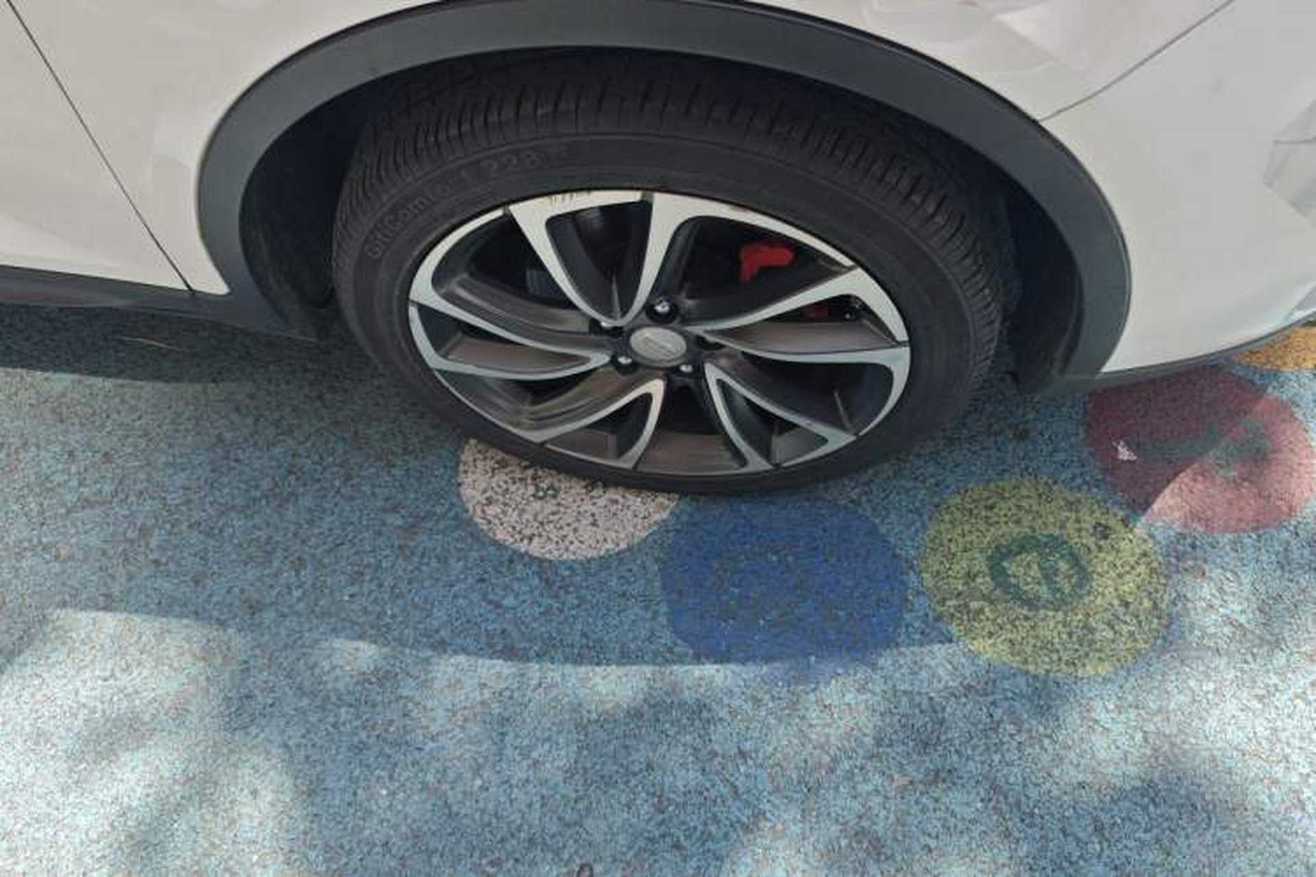 Used Geely Auto Emgrand GS 2018 Lingchao Edition 1.4T Automatic ZhenShang Smart Connectivity Model Right Front Wheel Hub