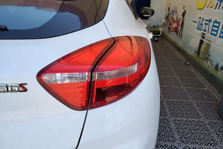Used Geely Auto Emgrand GS 2018 Lingchao Edition 1.4T Automatic LingShang Smart Connectivity Model Right Rear Taillight