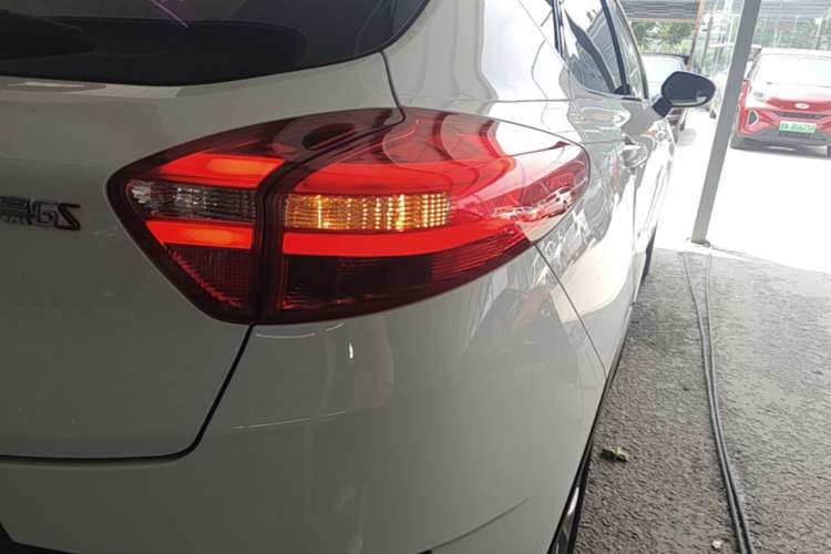 Used Geely Auto Emgrand GS 2018 Sport Edition 1.4T Manual LingShang Model Right Rear Taillight