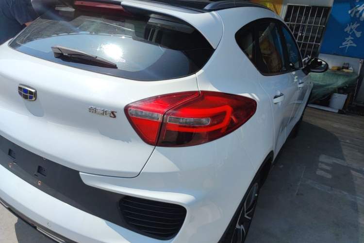Used Geely Auto Emgrand GS 2018 Lingchao Edition 1.4T Automatic ZhenShang Smart Connectivity Model Right Rear Taillight