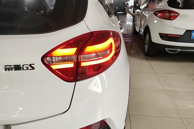 Used Geely Auto Emgrand GS 2018 Elegant Edition 1.8L Automatic LingShang Model Right Rear Taillight
