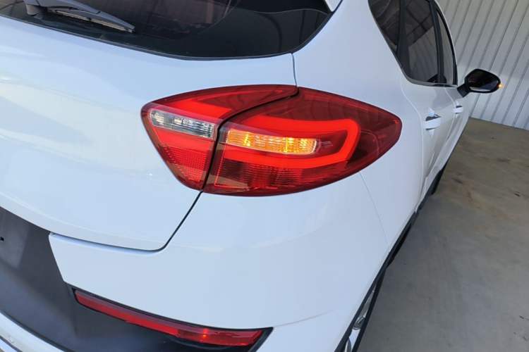 Used Geely Auto Emgrand GS 2018 Sport Edition 1.8L Automatic LingShang Model Right Rear Taillight