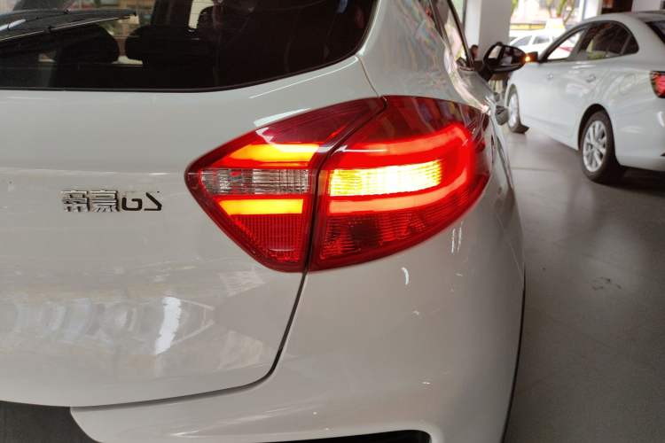 Used Geely Auto Emgrand GS 2018 Lingchao Edition 1.4T Automatic LingShang Smart Connectivity Model Right Rear Taillight