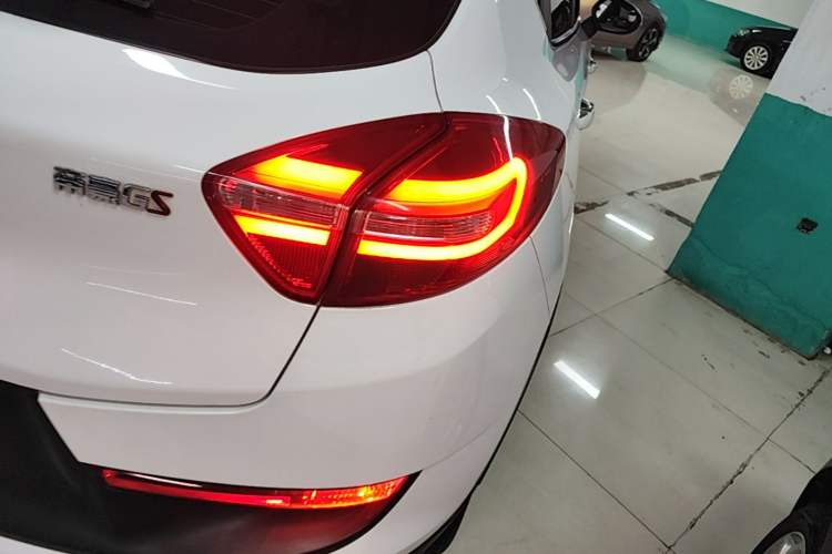 Used Geely Auto Emgrand GS 2018 Sport Edition 1.4T Automatic LingShang Model Right Rear Taillight