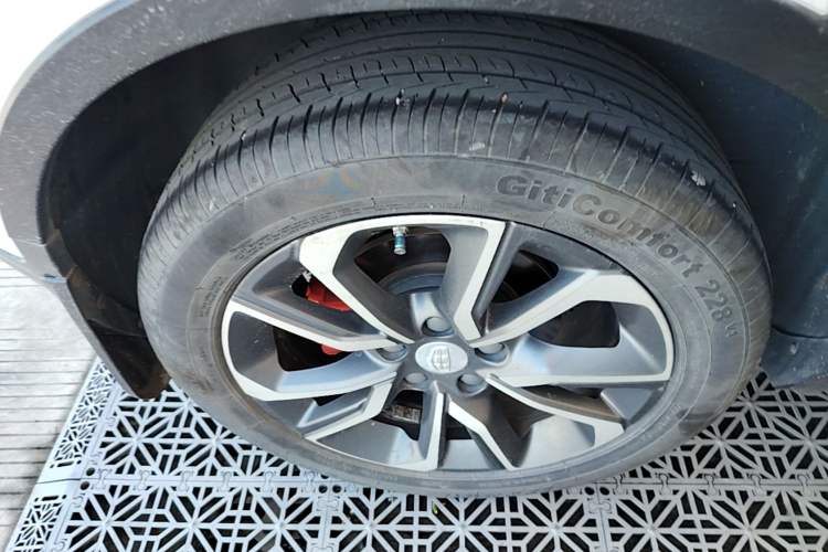 Used Geely Auto Emgrand GS 2018 Lingchao Edition 1.4T Automatic LingShang Smart Connectivity Model Right Rear Wheel Hub