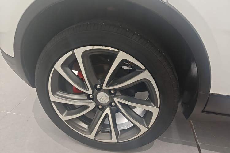 Used Geely Auto Emgrand GS 2018 Lingchao Edition 1.4T Automatic ZhenShang Smart Connectivity Model Right Rear Wheel Hub