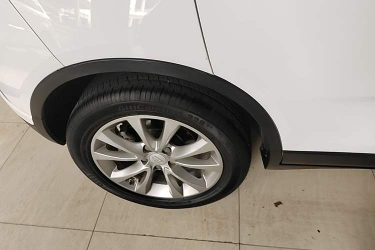 Used Geely Auto Emgrand GS 2018 Elegant Edition 1.8L Automatic LingShang Model Right Rear Wheel Hub