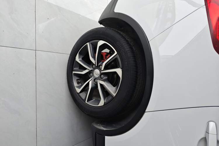 Used Geely Auto Emgrand GS 2018 Lingchao Edition 1.4T Automatic LingShang Smart Connectivity Model Right Rear Wheel Hub