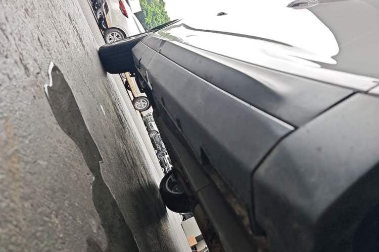 Used Geely Auto Emgrand GS 2018 Sport Edition 1.8L Automatic LingShang Model Right Side Sill