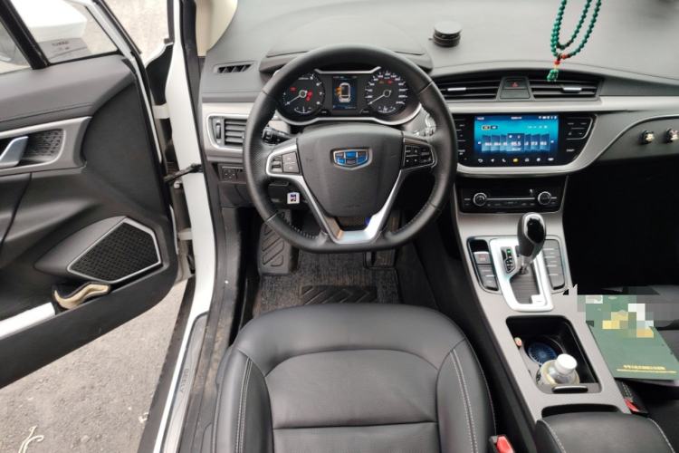 Used Geely Auto Emgrand GS 2018 Elegant Edition 1.8L Automatic LingShang Model Steering Wheel