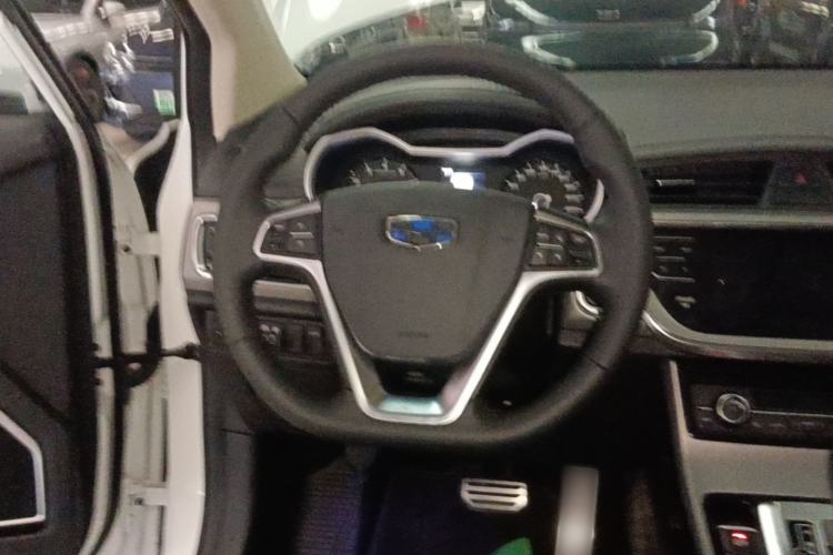 Used Geely Auto Emgrand GS 2018 Sport Edition 1.8L Automatic LingShang Model Steering Wheel
