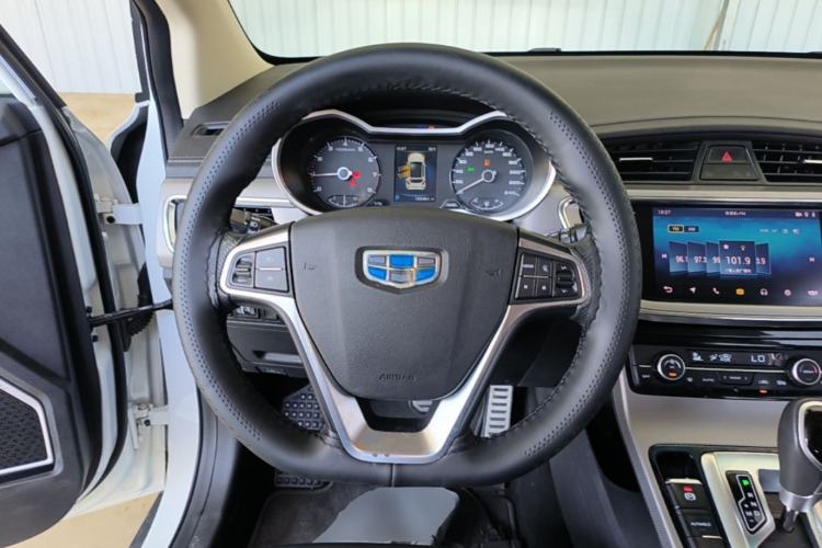 Used Geely Auto Emgrand GS 2018 Sport Edition 1.8L Automatic LingShang Model Steering Wheel