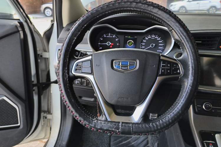 Used Geely Auto Emgrand GS 2018 Lingchao Edition 1.4T Automatic LingShang Smart Connectivity Model Steering Wheel
