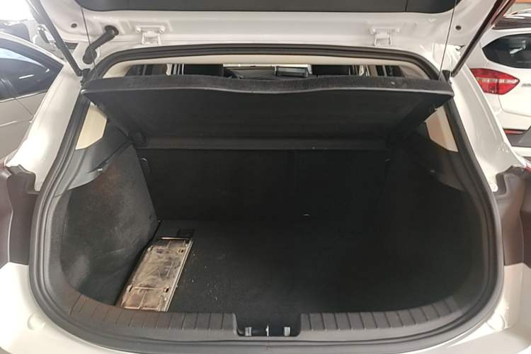 Used Geely Auto Emgrand GS 2018 Elegant Edition 1.8L Automatic LingShang Model Trunk