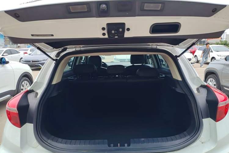 Used Geely Auto Emgrand GS 2018 Lingchao Edition 1.4T Automatic LingShang Smart Connectivity Model Trunk