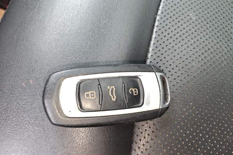 Used Geely Auto Emgrand GS 2018 Sport Edition 1.4T Automatic LingShang Model Vehicle Key