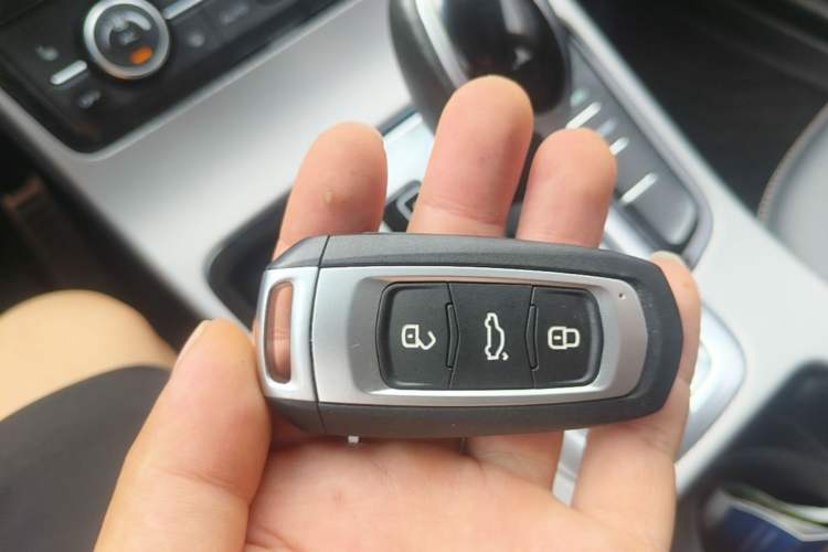 Used Geely Auto Emgrand GS 2018 Lingchao Edition 1.4T Automatic ZhenShang Smart Connectivity Model Vehicle Key
