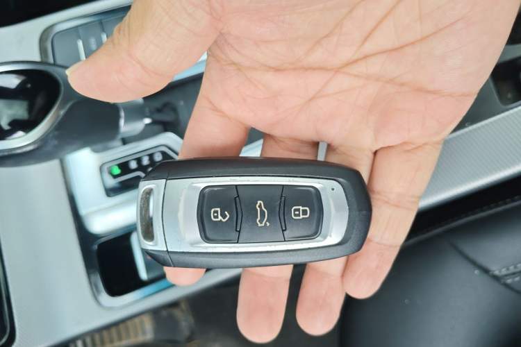 Used Geely Auto Emgrand GS 2018 Lingchao Edition 1.4T Automatic LingShang Smart Connectivity Model Vehicle Key