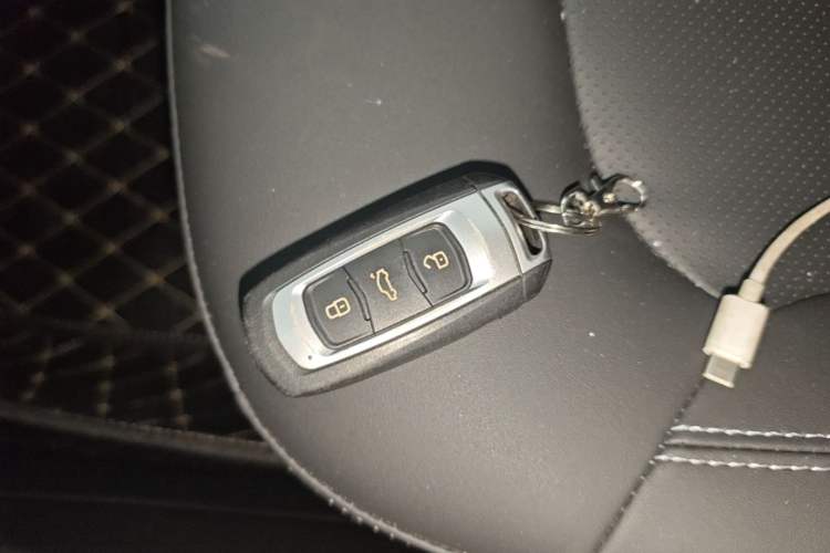 Used Geely Auto Emgrand GS 2018 Elegant Edition 1.8L Automatic LingShang Model Vehicle Key