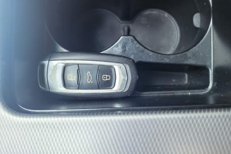 Used Geely Auto Emgrand GS 2018 Lingchao Edition 1.4T Automatic ZhenShang Smart Connectivity Model Vehicle Key