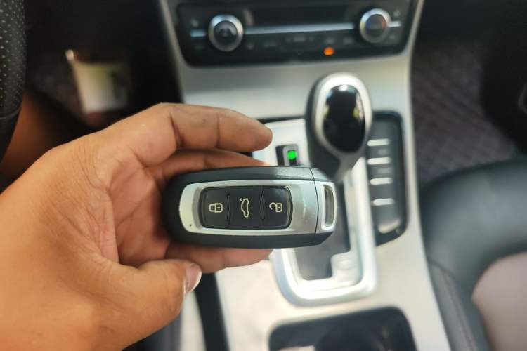 Used Geely Auto Emgrand GS 2018 Lingchao Edition 1.4T Automatic ZhenShang Smart Connectivity Model Vehicle Key
