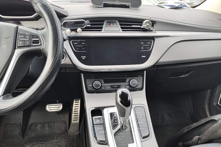 Used Geely Auto Emgrand GS 2018 Sport Edition 1.8L Automatic LingShang Model Audio And AC Panel