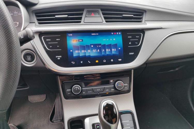 Used Geely Auto Emgrand GS 2018 Elegant Edition 1.8L Automatic LingShang Model Audio And AC Panel