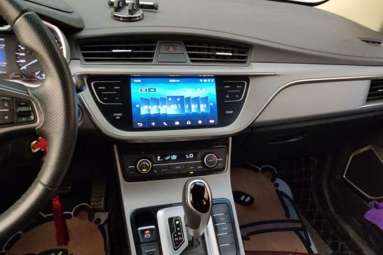 Used Geely Auto Emgrand GS 2018 Sport Edition 1.8L Automatic LingShang Model Audio And AC Panel