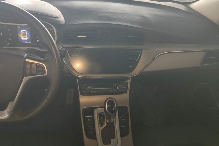 Used Geely Auto Emgrand GS 2018 Sport Edition 1.8L Automatic LingShang Model Audio And AC Panel
