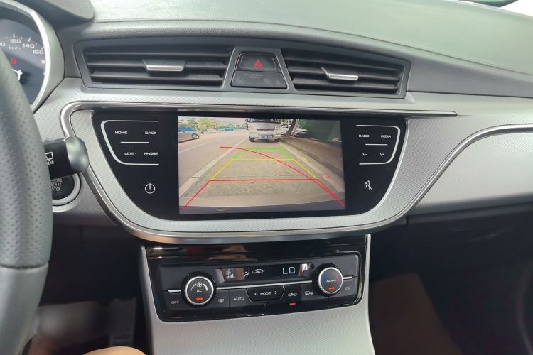Used Geely Auto Emgrand GS 2018 Lingchao Edition 1.4T Automatic LingShang Smart Connectivity Model Audio And AC Panel