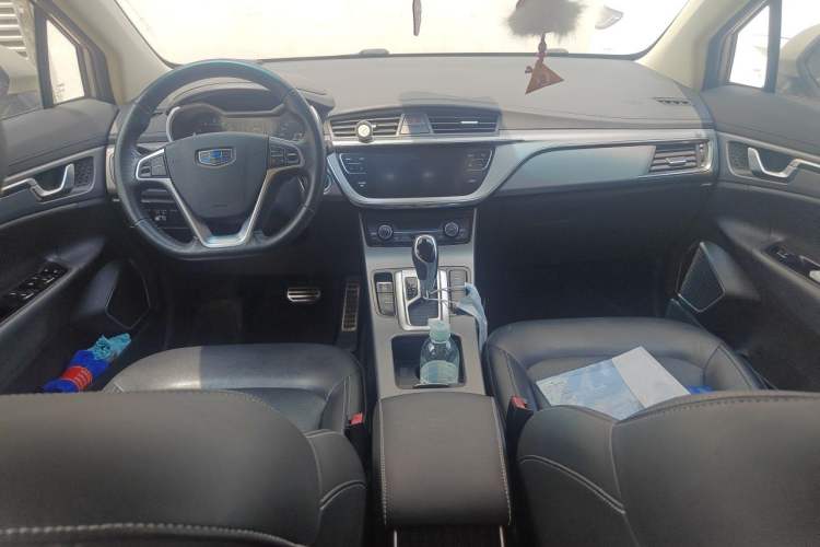 Used Geely Auto Emgrand GS 2018 Sport Edition 1.4T Automatic LingShang Model Center Console