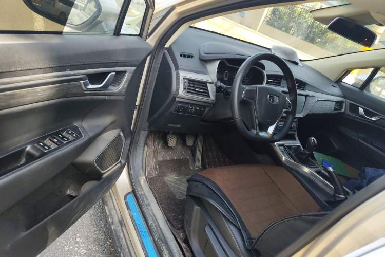 Used Geely Auto Emgrand GS 2018 Elegant Edition 1.8L Manual LingShang Model Driver Seat